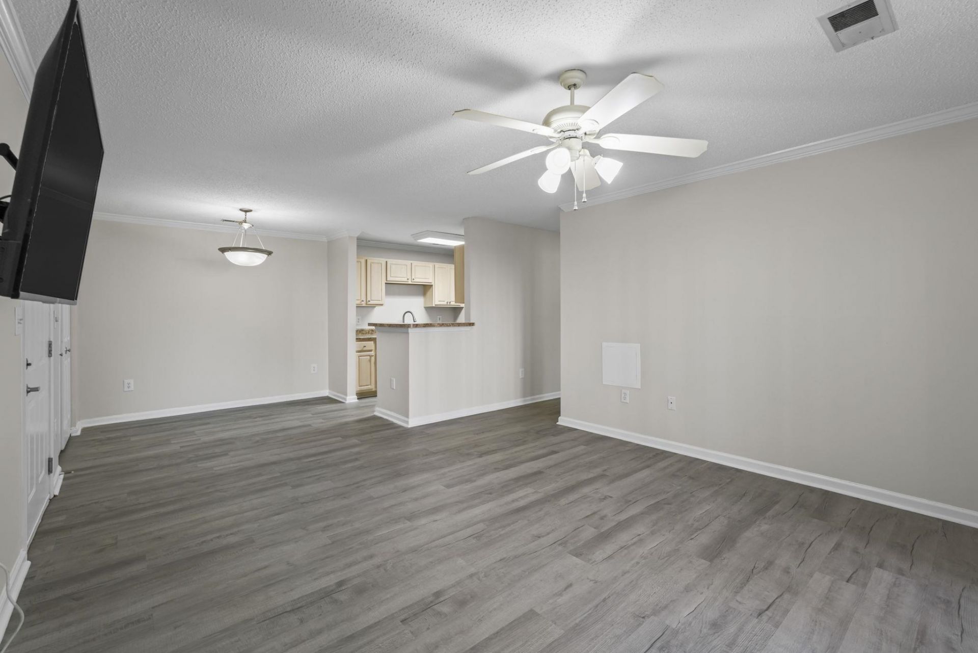 3753 Citation Way  Photo 31