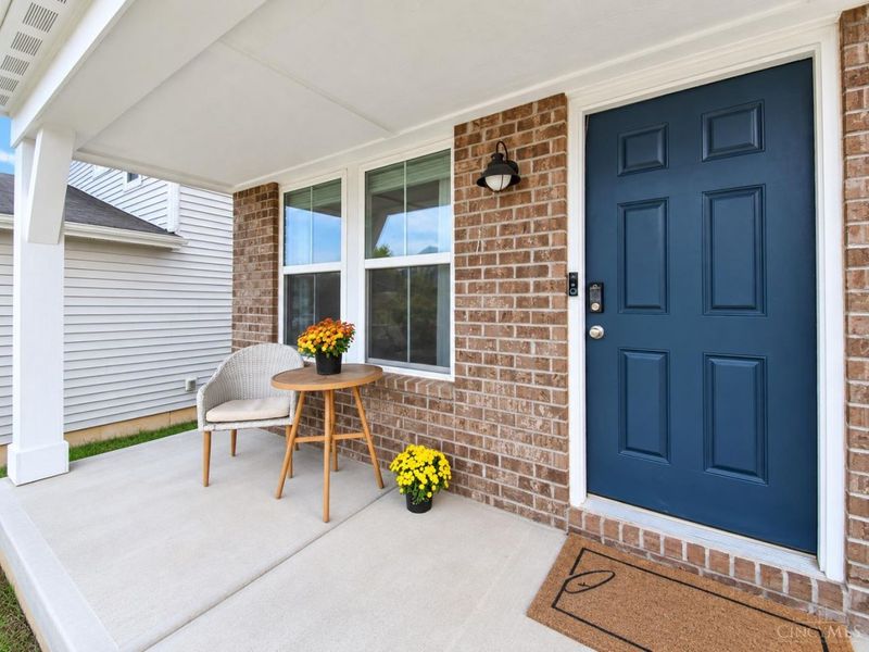698 Kingly Terrace, South Lebanon, OH 45065 Photo 2