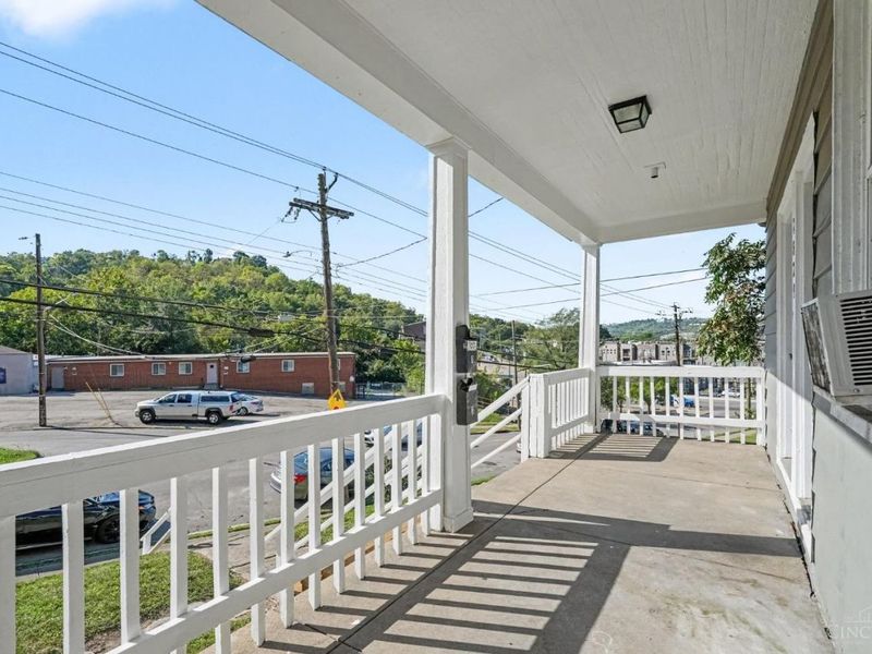 2829 Marshall Avenue, Cincinnati, OH 45225 Photo 6