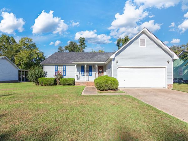 227 Buttonwood Dr , Jackson, TN 38305