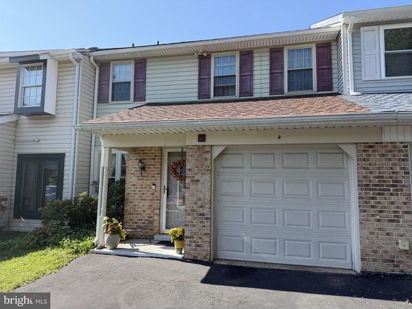 4 LOGGERS MILL ROAD, HORSHAM, PA 19044
