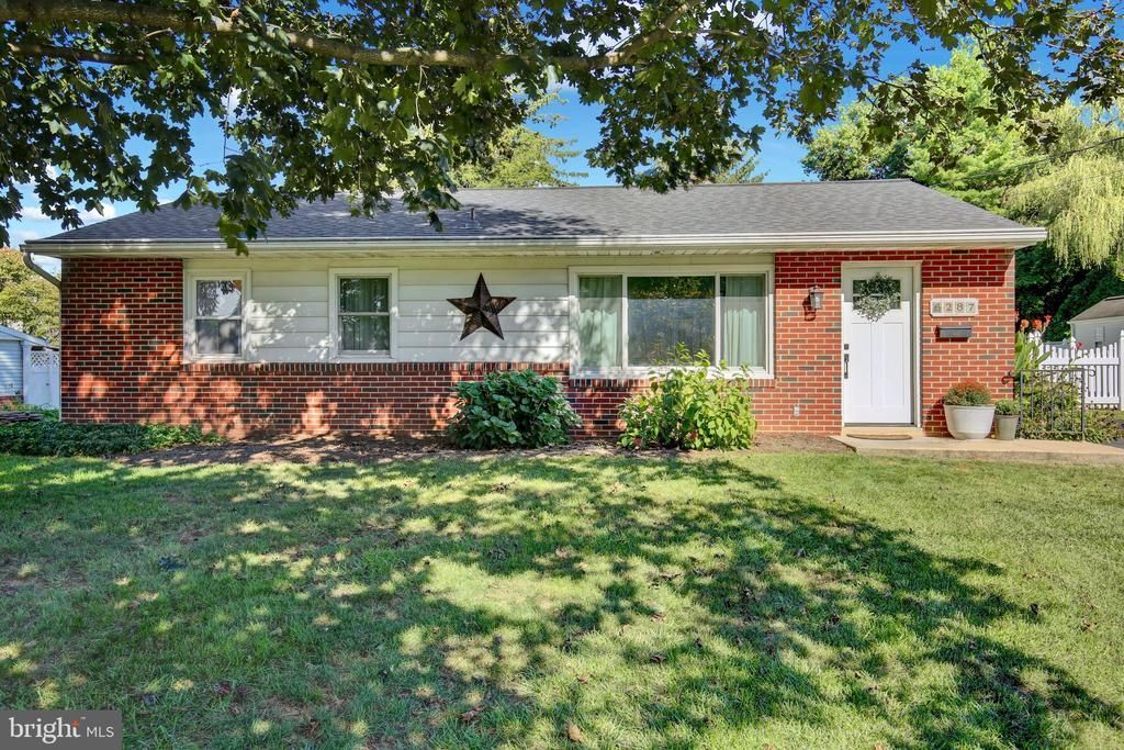 6287 CARPENTER STREET, EAST PETERSBURG, PA 17520