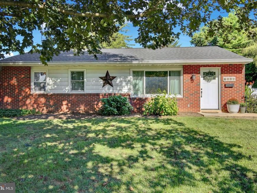 6287 Carpenter Street, East Petersburg, PA 17520 Main Photo