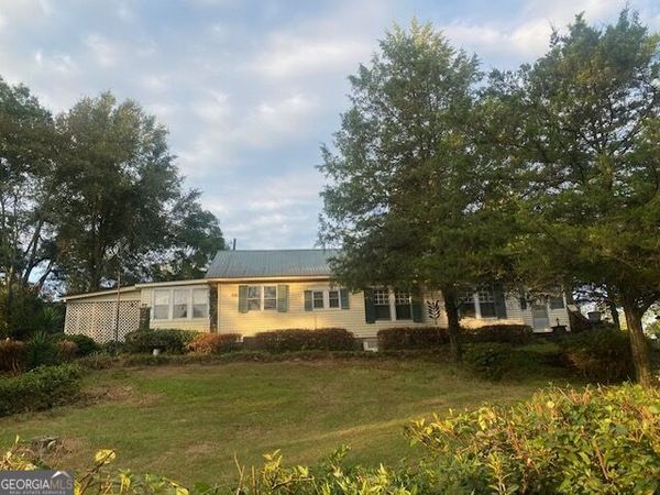 1610 Us Highway 29, West Point, GA 31833