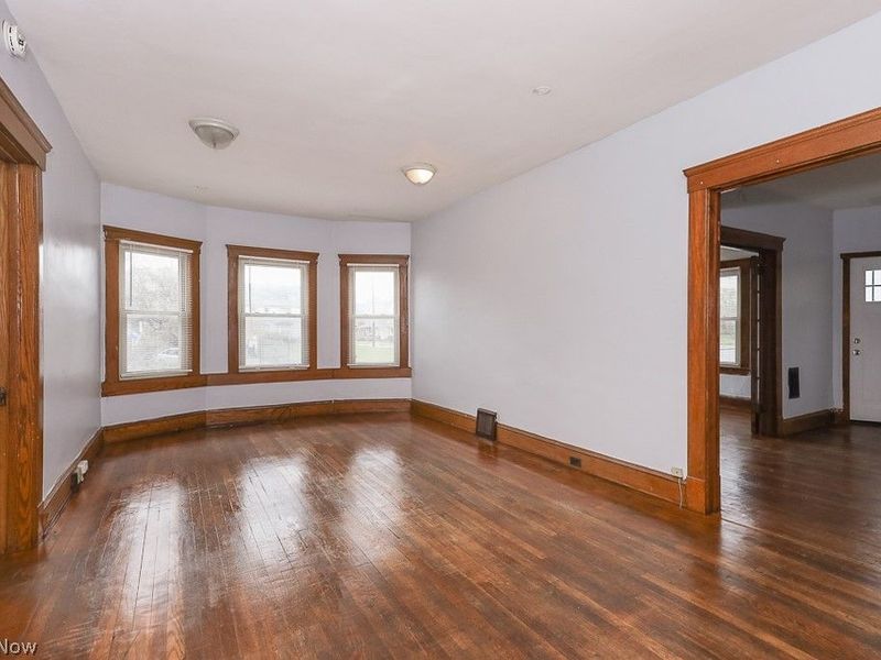 8440 Superior Avenue, Cleveland, OH 44103 Photo 10