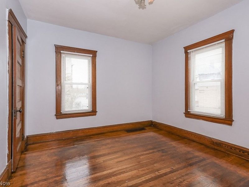 8440 Superior Avenue, Cleveland, OH 44103 Photo 12