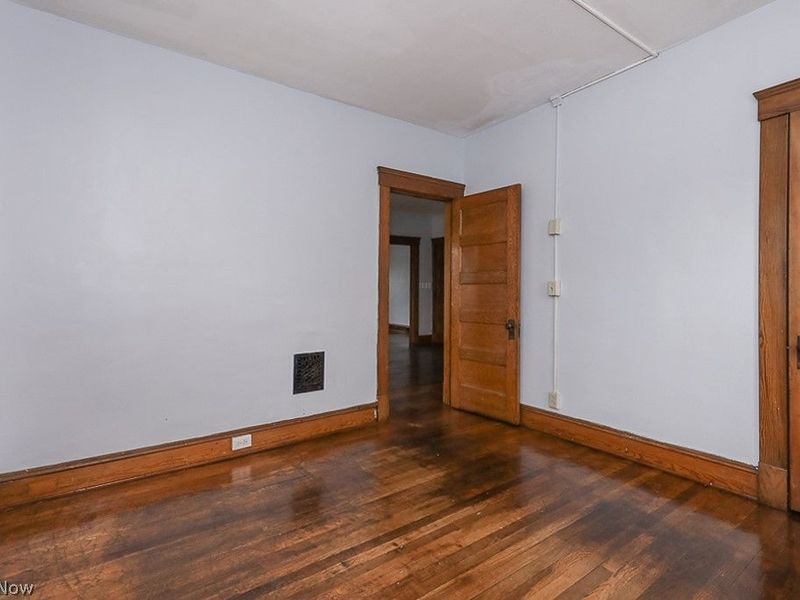 8440 Superior Avenue, Cleveland, OH 44103 Photo 13