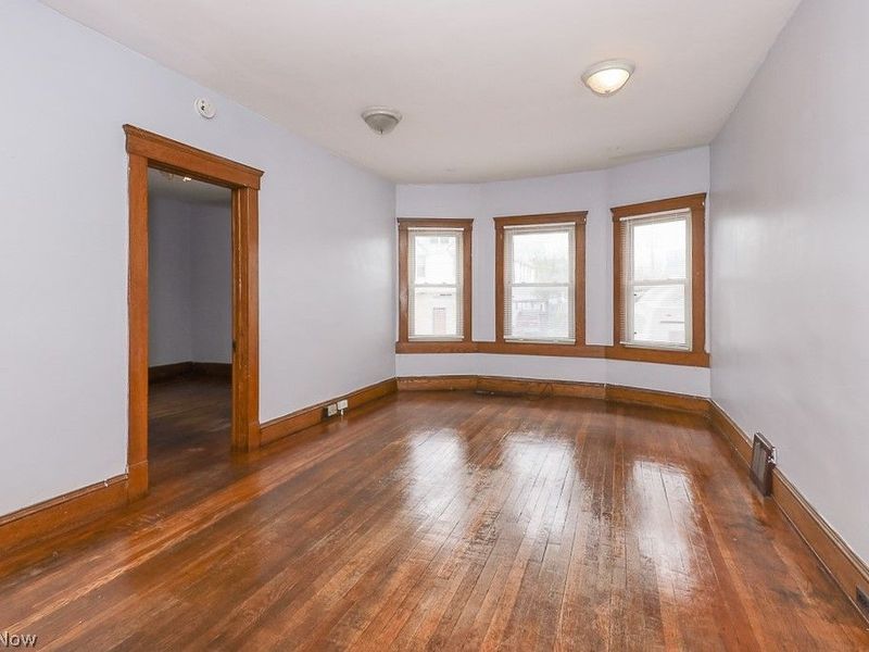 8440 Superior Avenue, Cleveland, OH 44103 Photo 9