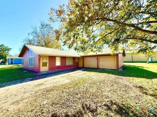 46 Garcitas Street , Vanderbilt, TX 77991