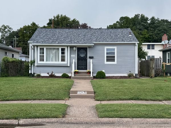 2652 Whitewood Avenue , Davenport, IA 52802