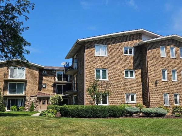 9040 W 140th Street, Unit 2B, Orland Park, IL 60462