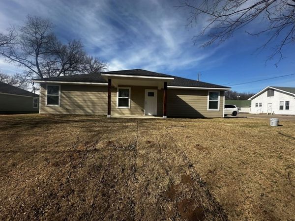 221 Elm Street, Durant, OK 74701