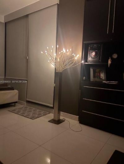 2899 Collins Ave , Unit 1216, Miami Beach, FL 33140 Photo
