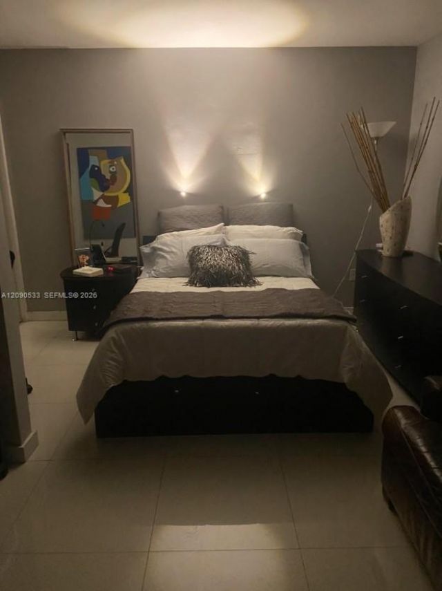 2899 Collins Ave , Unit 1216, Miami Beach, FL 33140 Photo