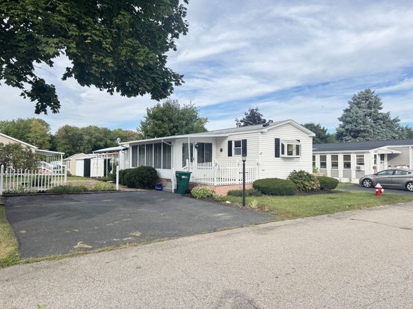 9 Shortway, Plainville, MA 02762