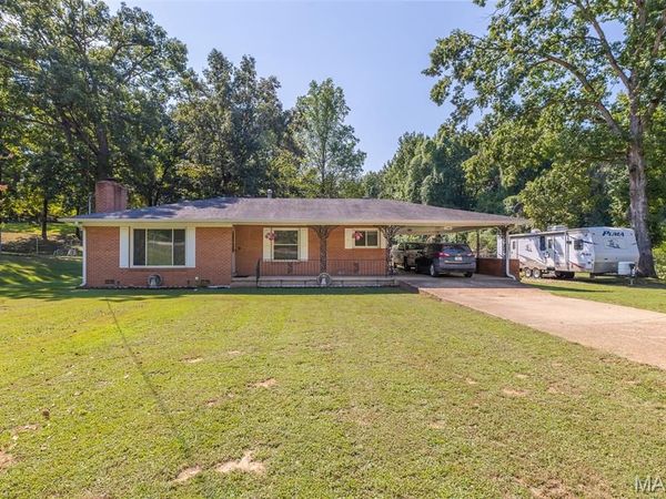 1800 W Harper Street, Poplar Bluff, MO 63901