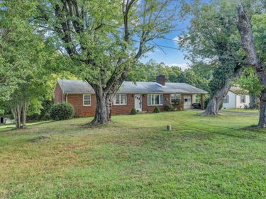 1016 Greenfield Road, Bedford, VA 24523