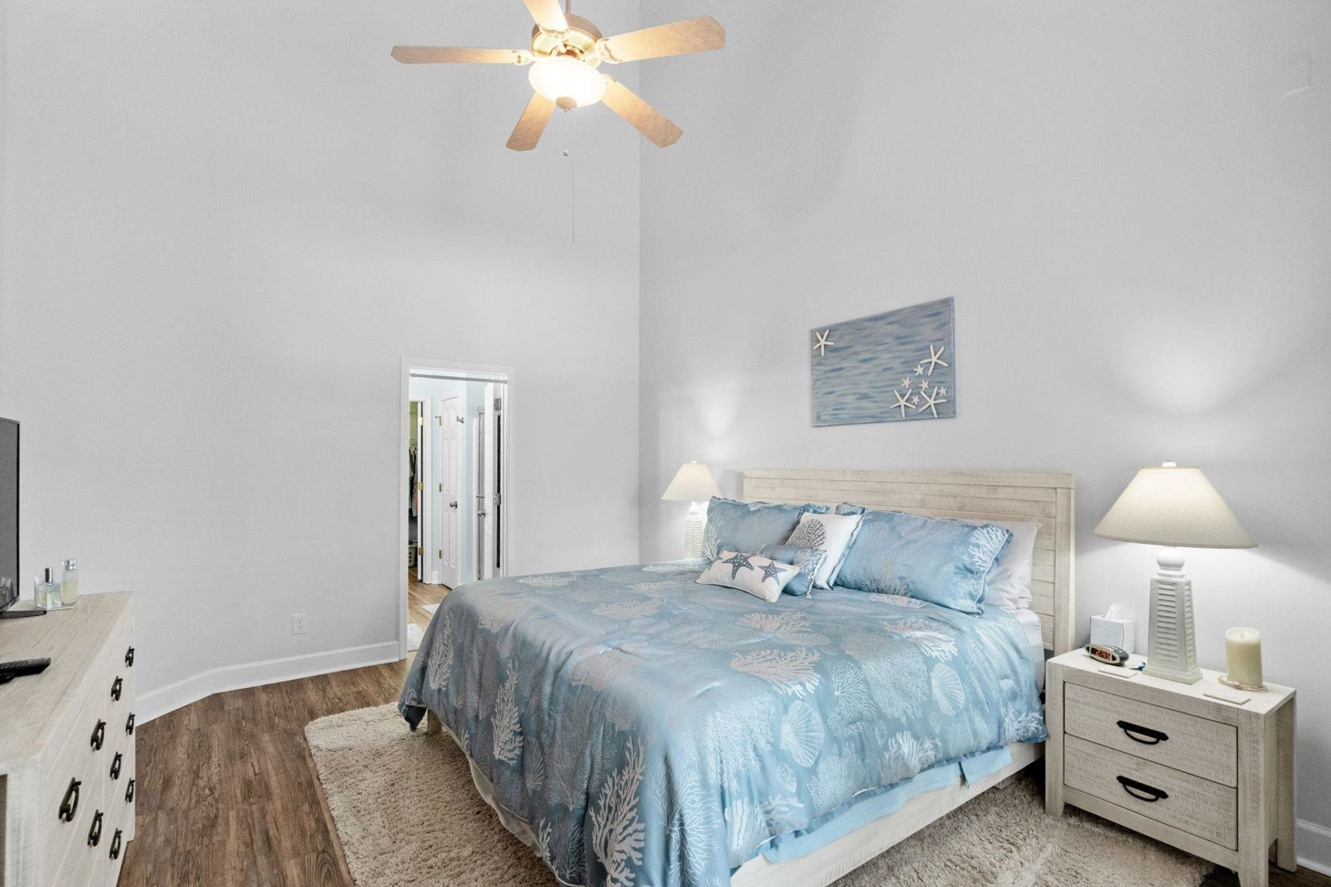 6095 Catalina Dr. Photo 16