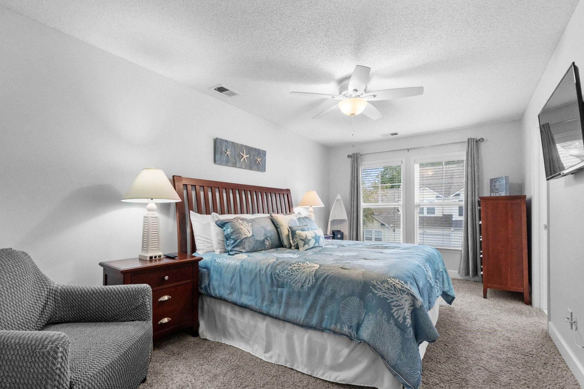 6095 Catalina Dr. Photo 22