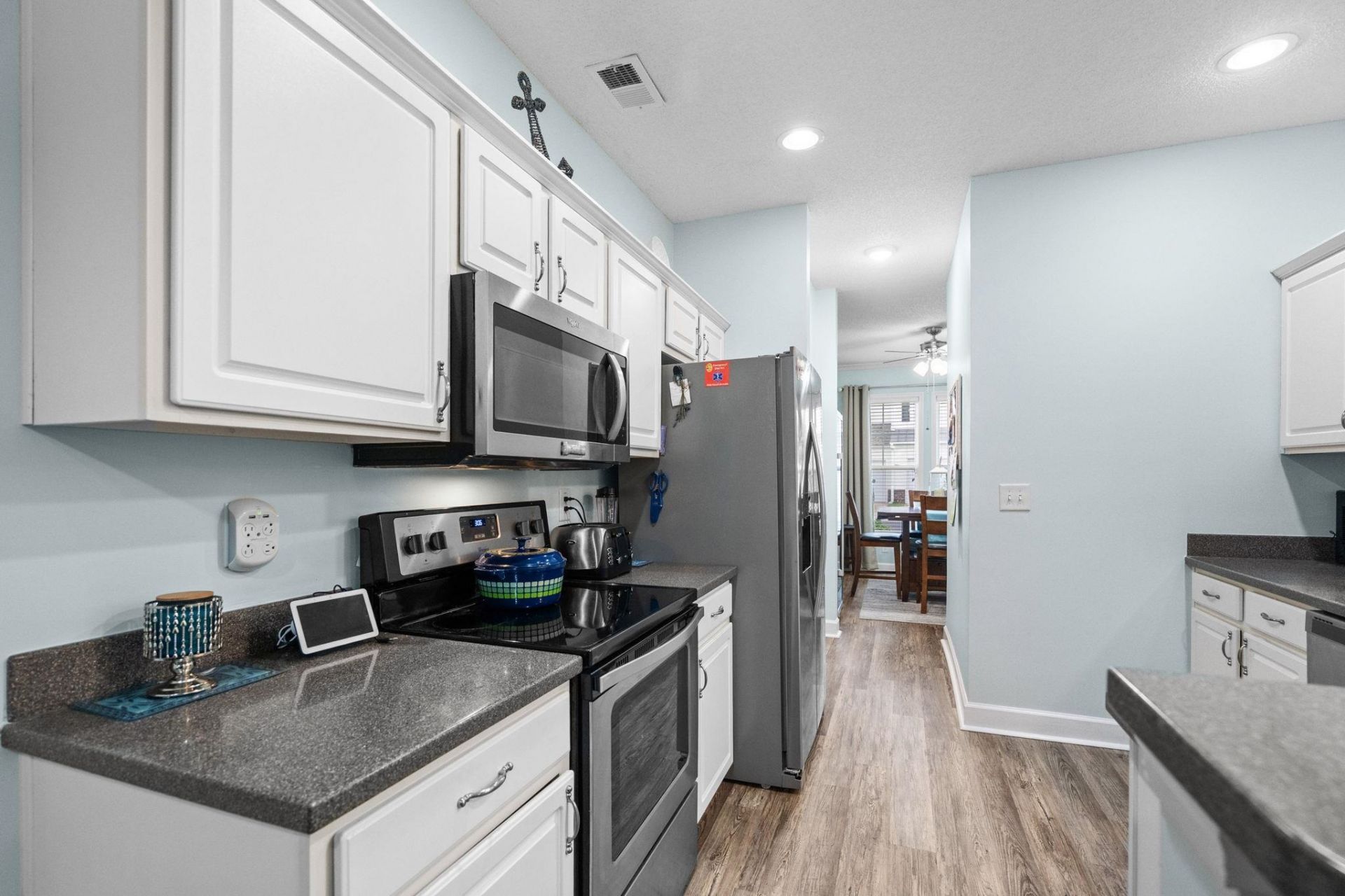 6095 Catalina Dr. Photo 8