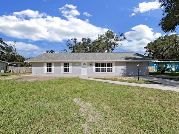 4943 MOCKINGBIRD DRIVE , DADE CITY, FL 33523