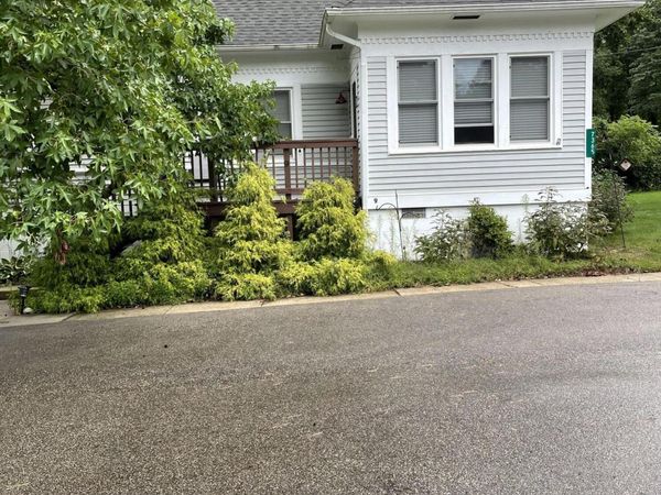 7365 North Shore Drive North, Unit 9, South Haven, MI 49090