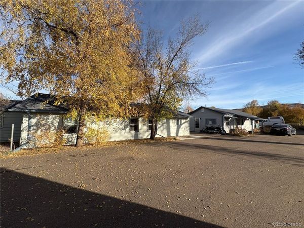 16680 W 11th Avenue , Golden, CO 80401
