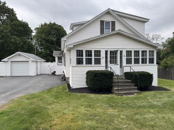 210 Main St, Shrewsbury, MA 01545
