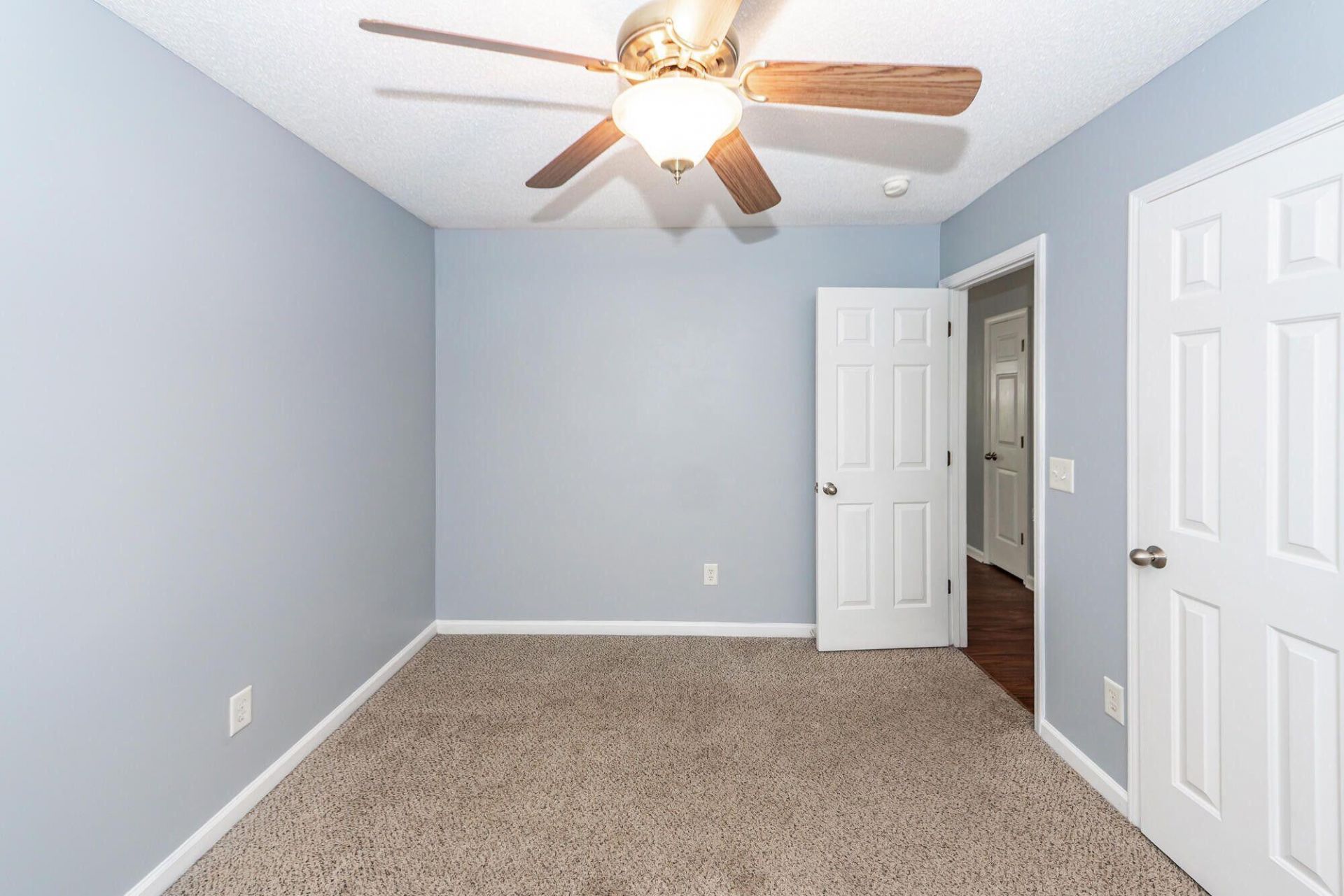 248 Trickle Drive Photo 10
