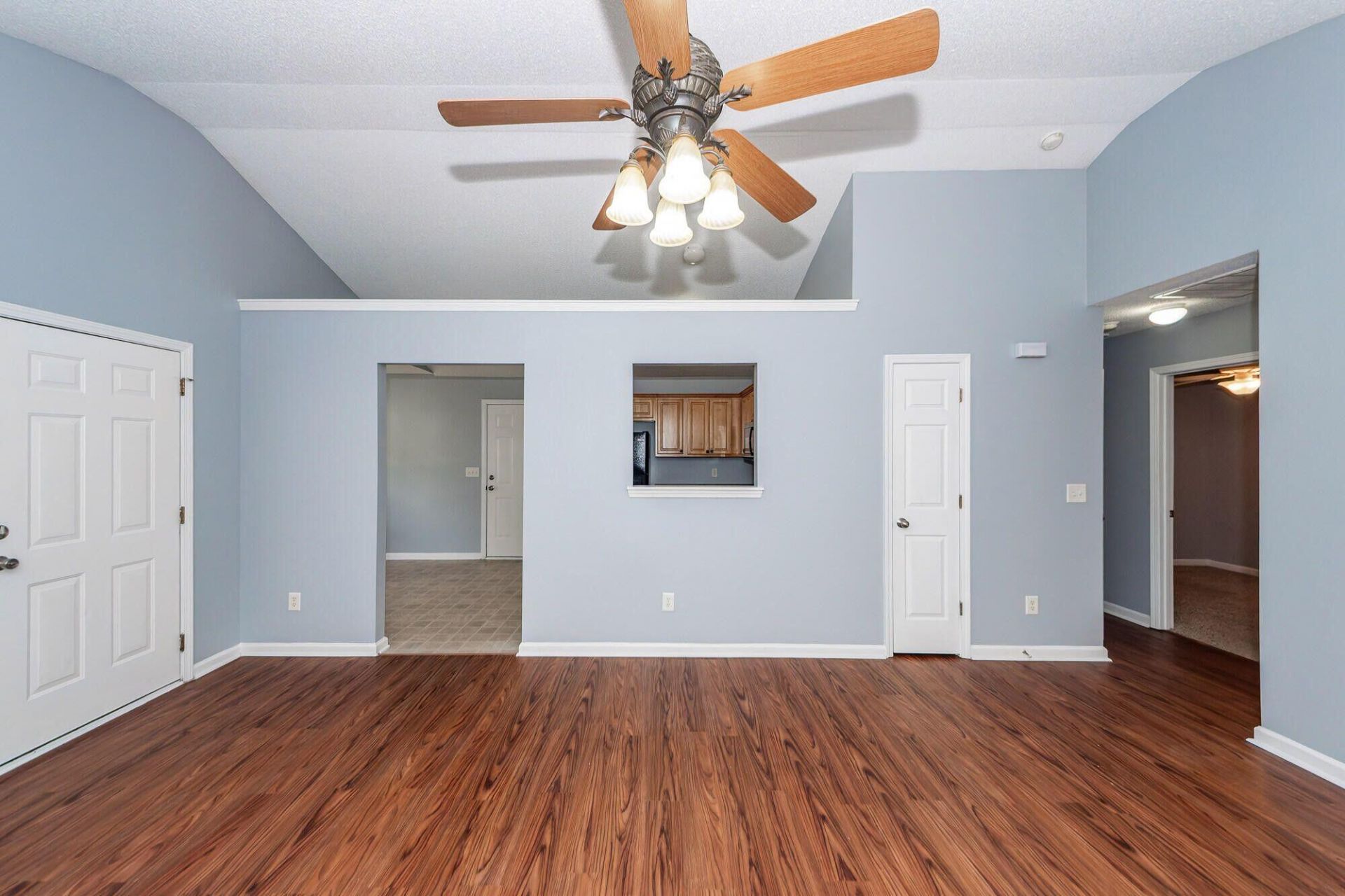 248 Trickle Drive Photo 4