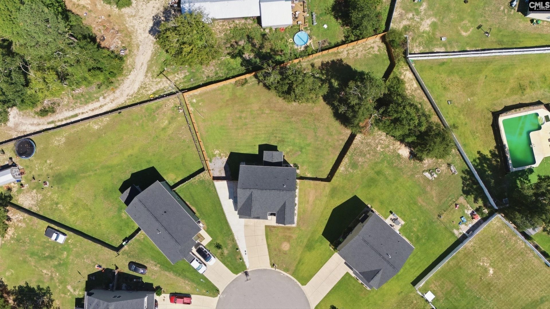 222 Sophie Court  Photo 33