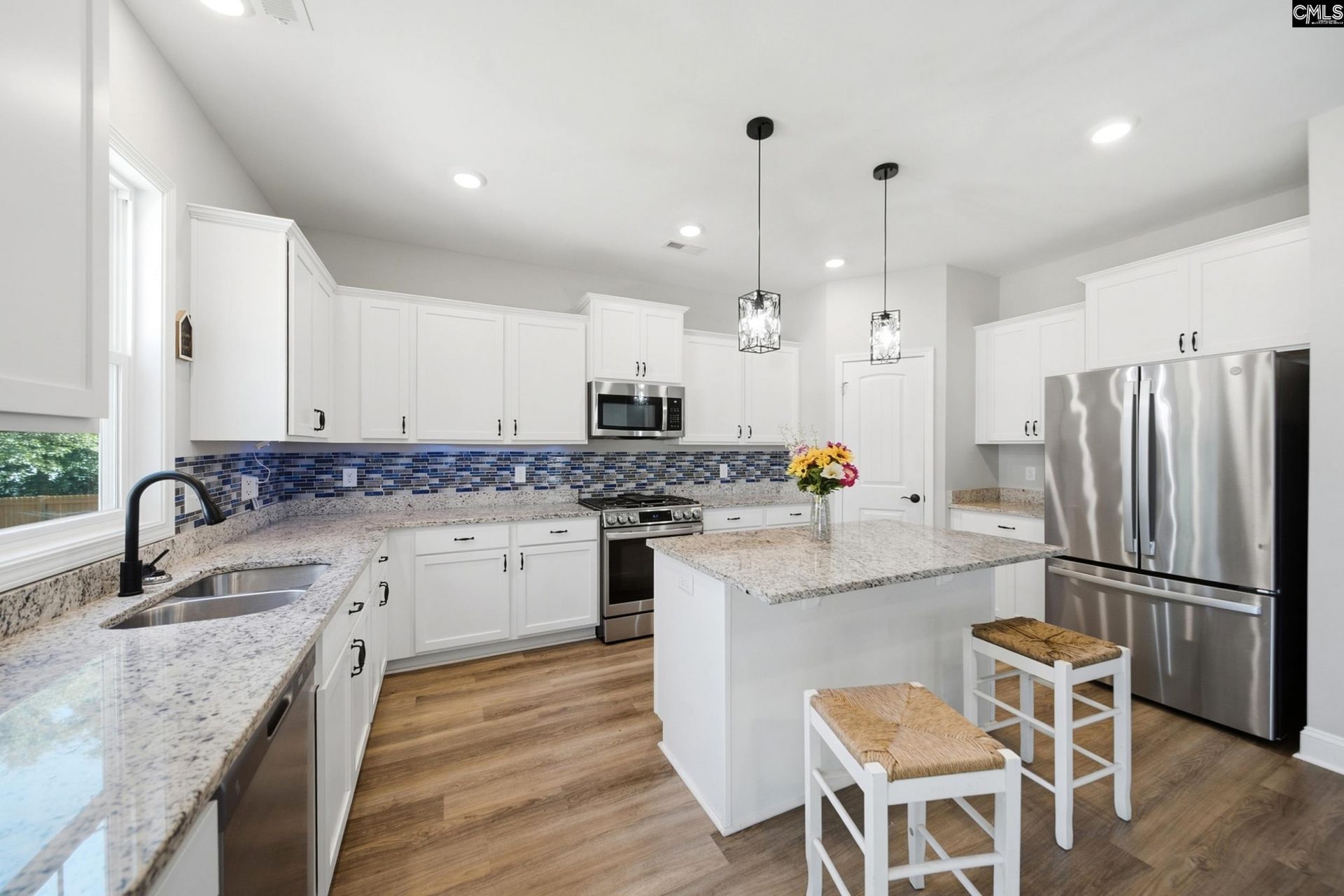 222 Sophie Court  Photo 4