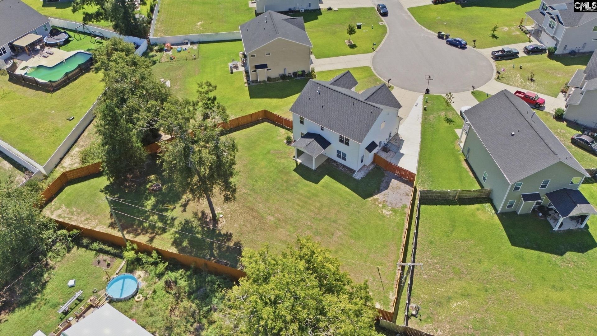 222 Sophie Court  Photo 5