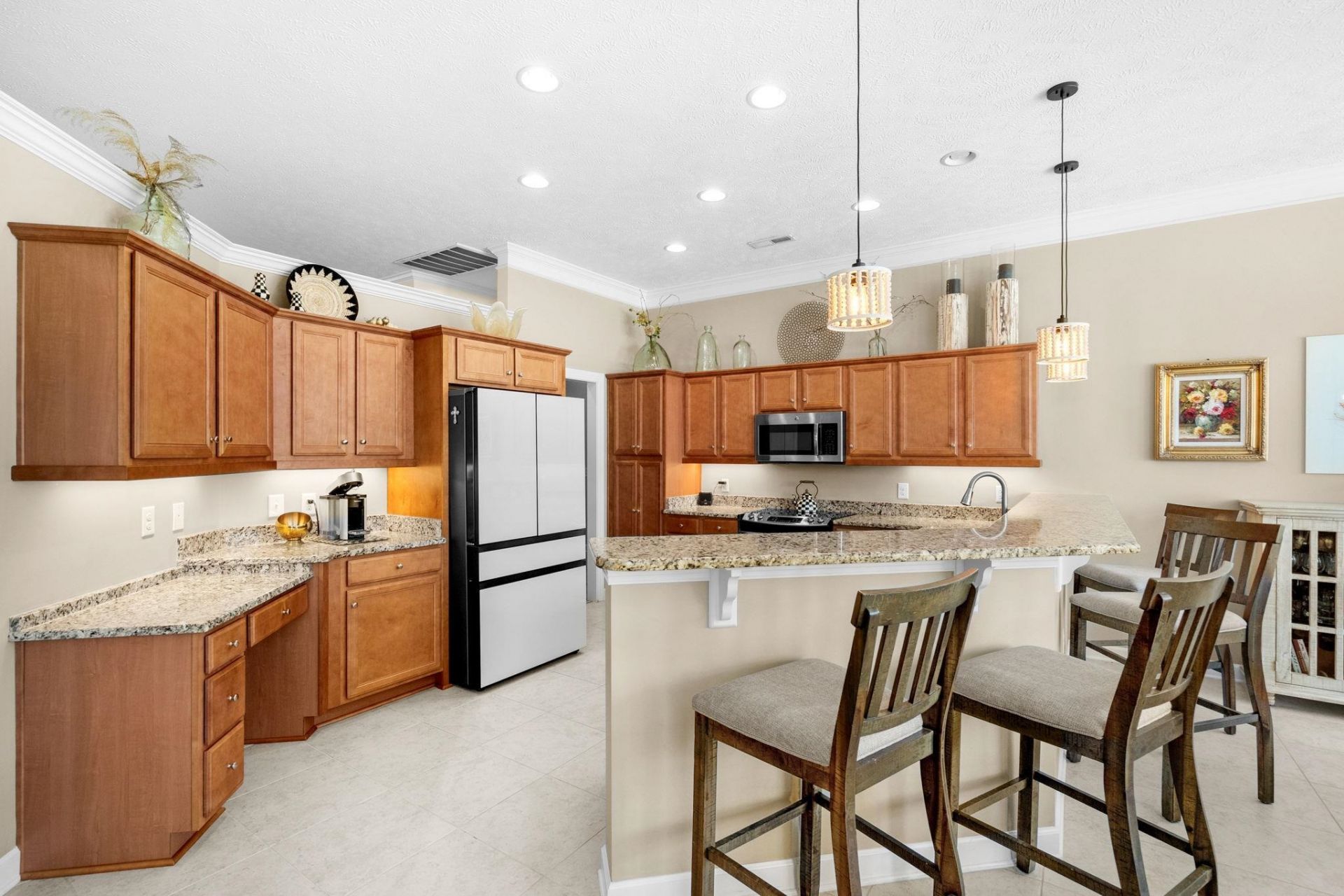 4025 Girvan Dr.  Photo 15