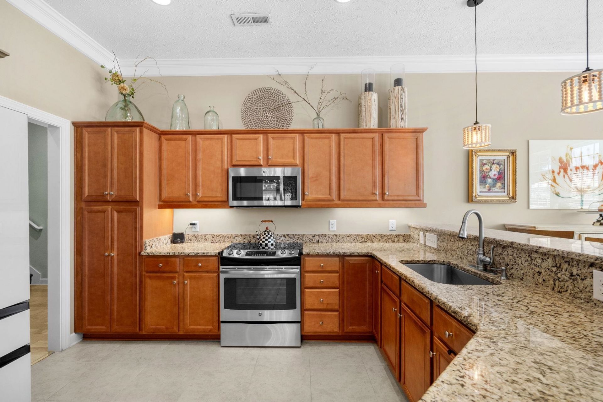 4025 Girvan Dr.  Photo 17