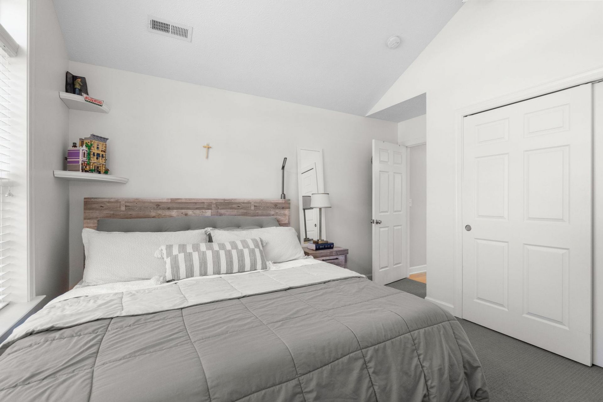 4025 Girvan Dr.  Photo 30