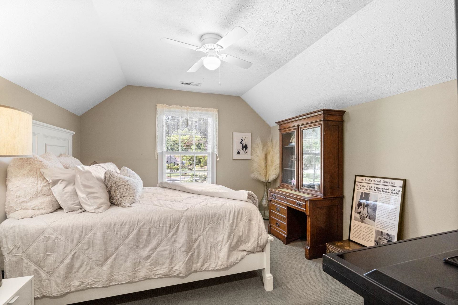 4025 Girvan Dr.  Photo 33