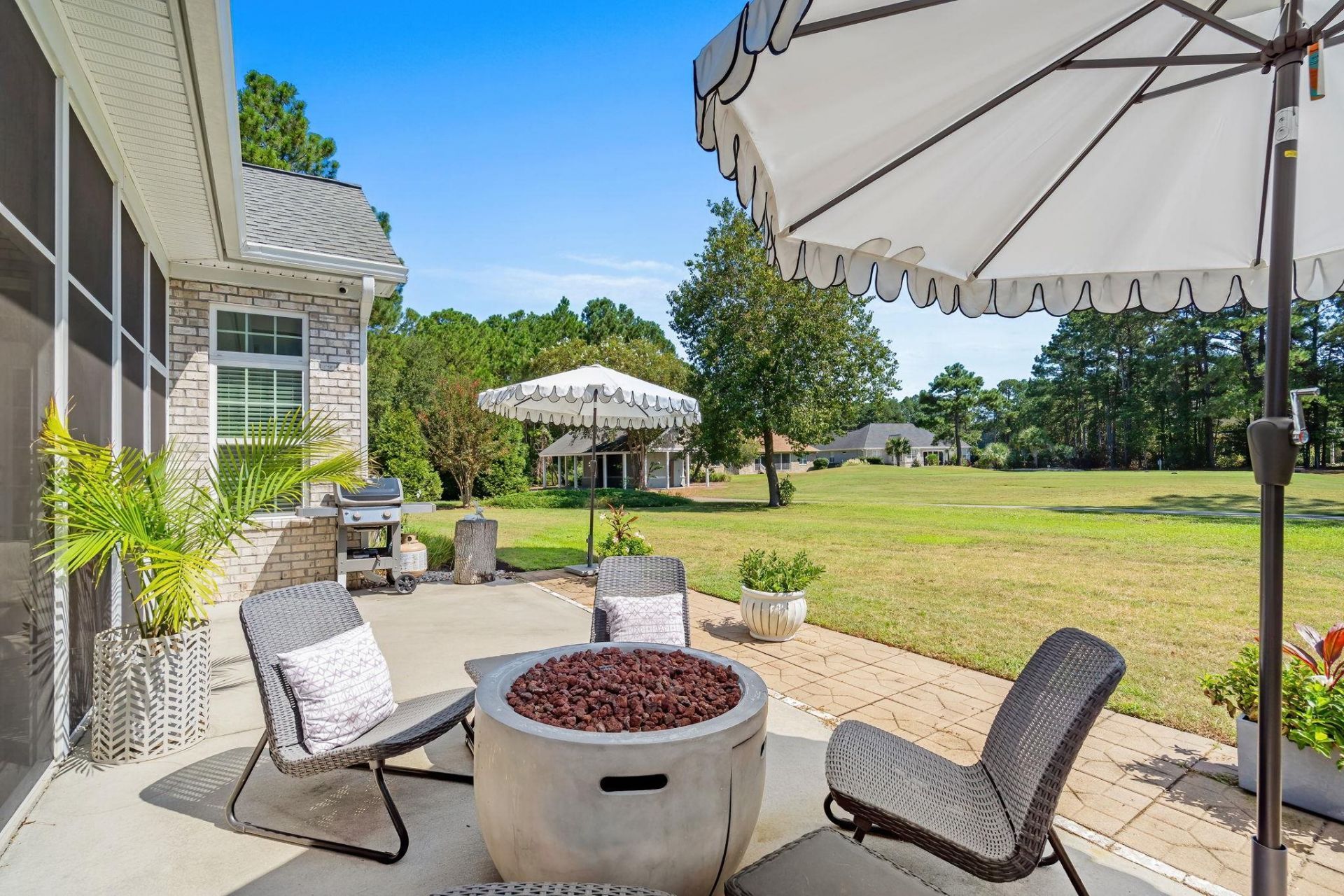 4025 Girvan Dr.  Photo 43
