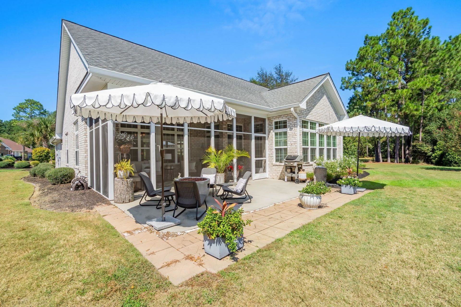 4025 Girvan Dr.  Photo 45