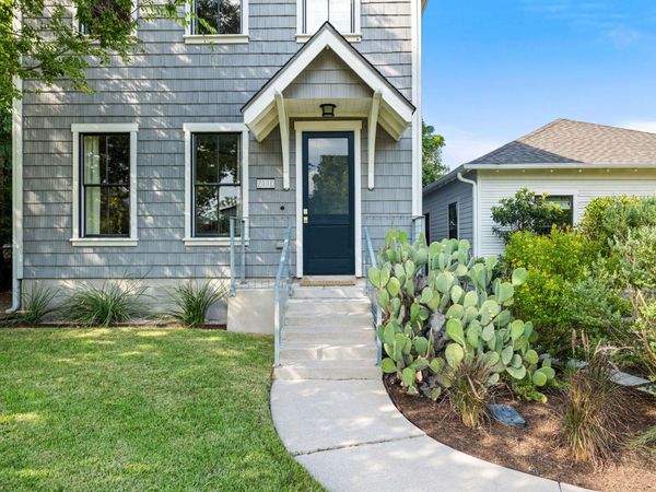 2110 E 9th ST, Austin, TX 78702