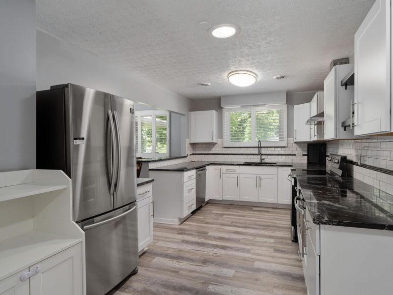 2719 Lakewood Drive, Columbus, OH 43231 Photo 12