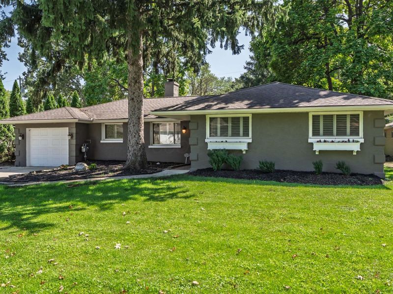 2719 Lakewood Drive, Columbus, OH 43231 Photo 3