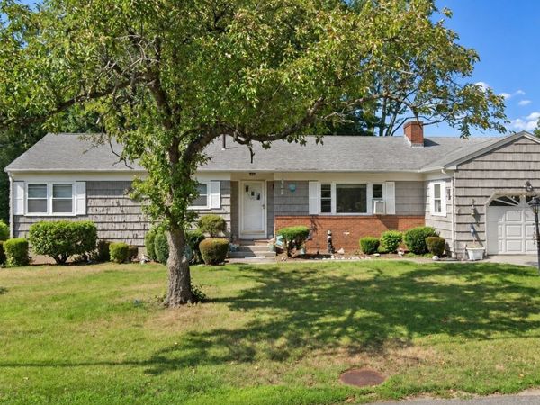 25 Ransom Rd, Framingham, MA 01702