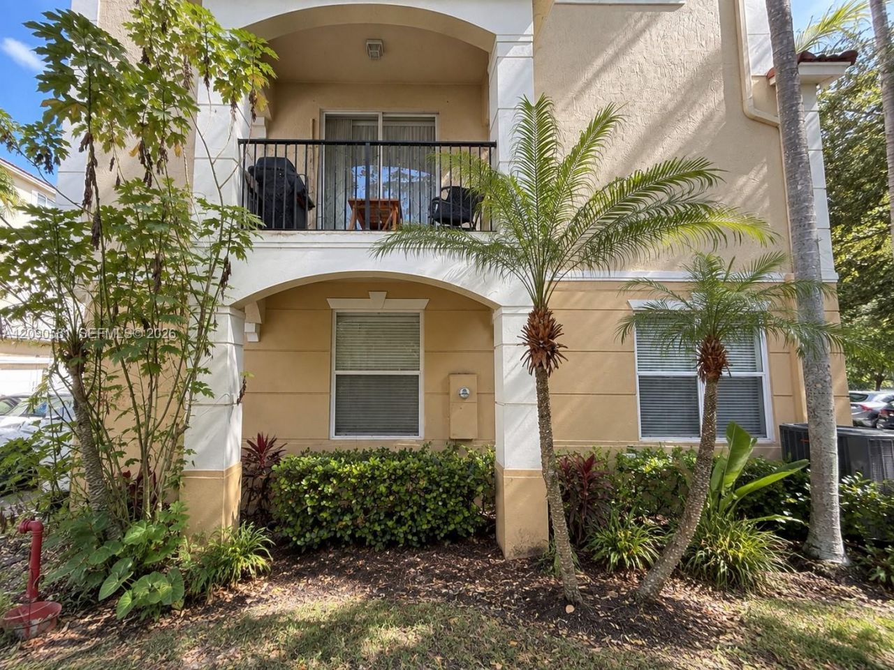 2913 S Greenleaf Cir, Boynton Beach, FL 33426 Photo