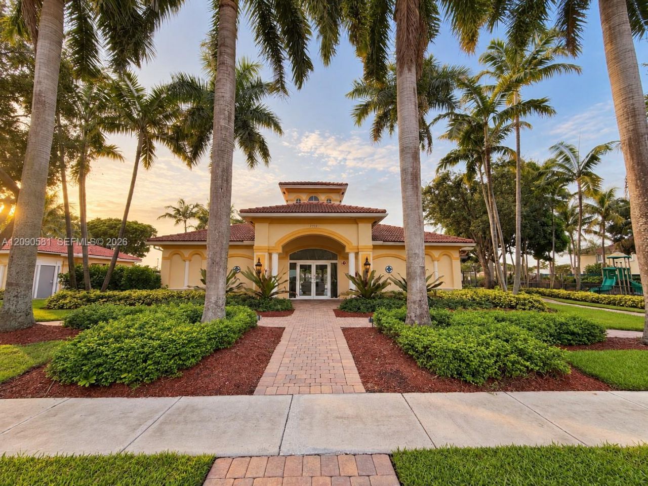 2913 S Greenleaf Cir, Boynton Beach, FL 33426 Photo