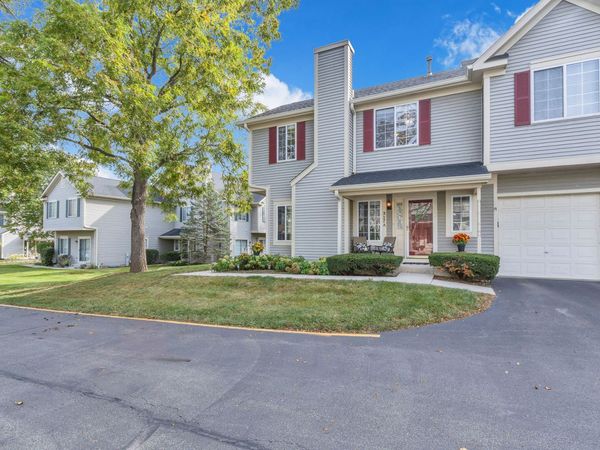 317 Windsor Court , Unit A, South Elgin, IL 60177
