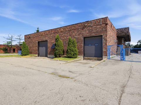 Main Photo