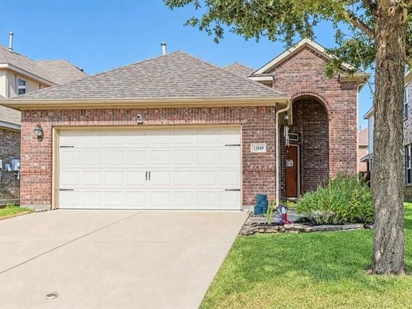 12049 Walden Wood Drive, Fort Worth, TX 76244