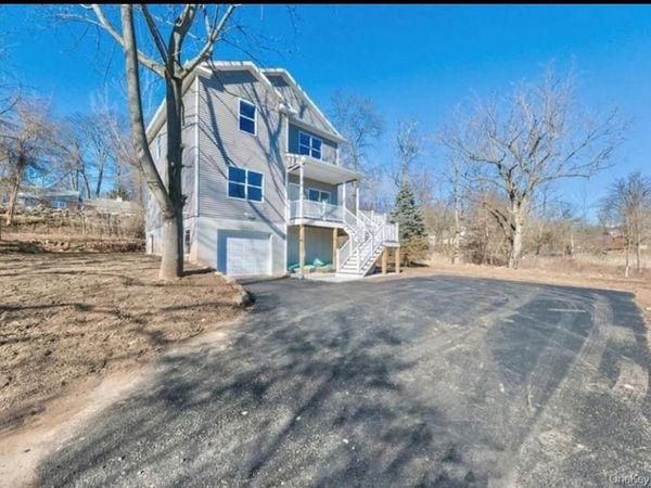 17 Chestnut Street , Stony Point, NY 10980