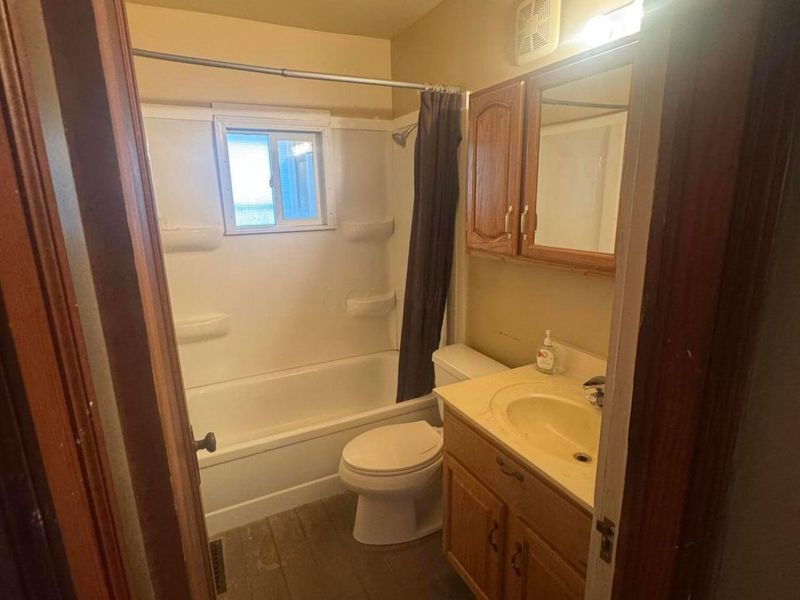 1036 E 20th Avenue, Columbus, OH 43211 Photo 9